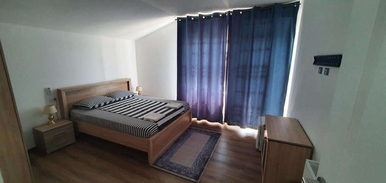 Appartamento Casa Amina Sulina Esterno foto
